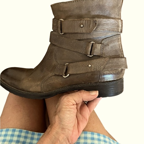 {Vera Wang Lavender Label} Brown Distressed Moto Boot Size 7.5 - Picture 4 of 10